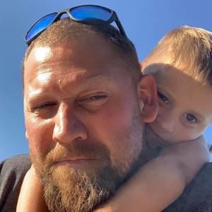 Meet your Posher, Derek